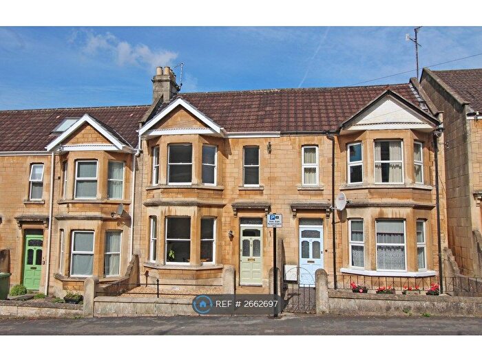 3 Bedroom Terraced House To Rent In First Avenue, Bath, BA2