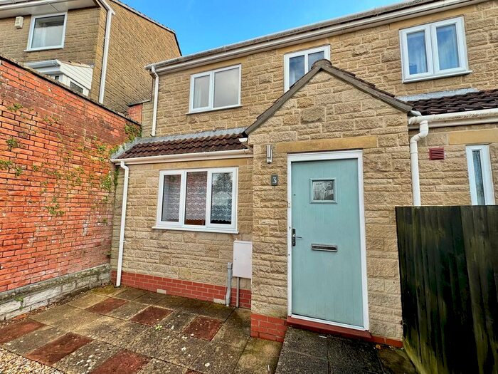 2 Bedroom Mews To Rent In Victoria Road, Castle Cary, BA7