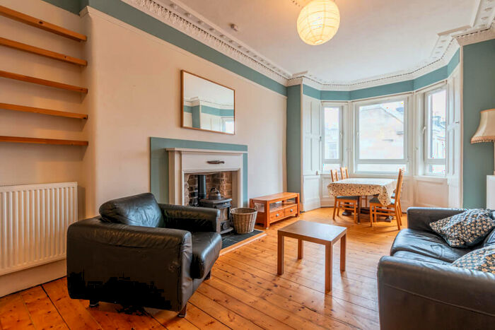 2 Bedroom Flat To Rent In L &#; Harrison Gardens, Edinburgh, EH11