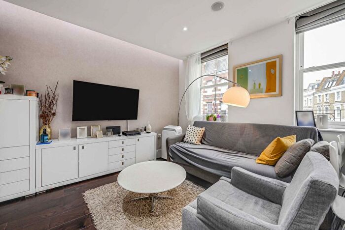 2 Bedroom Flat To Rent In Lillie Road, London, SW6