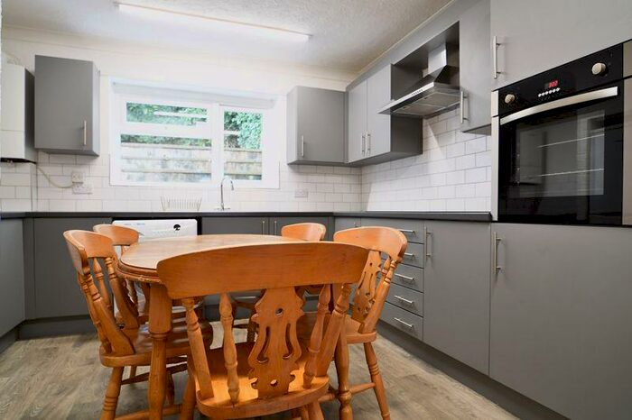 5 Bedroom Detached House To Rent In Goodwood Way, Brighton, BN2