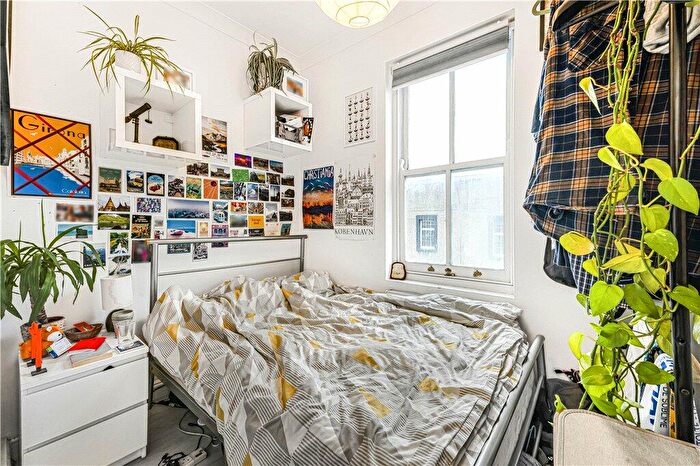 3 Bedroom Terraced House For Sale In Ellesmere Road, London, E3