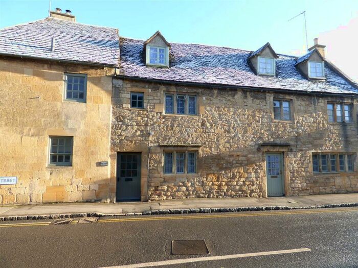 2 Bedroom Flat To Rent In Lower High Street, Chipping Campden, GL55