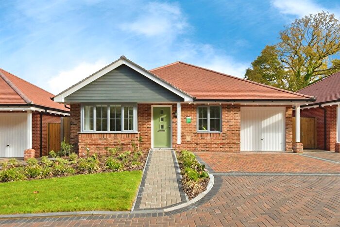 3 Bedroom Detached Bungalow For Sale In Edmondsham Road, Verwood, BH31
