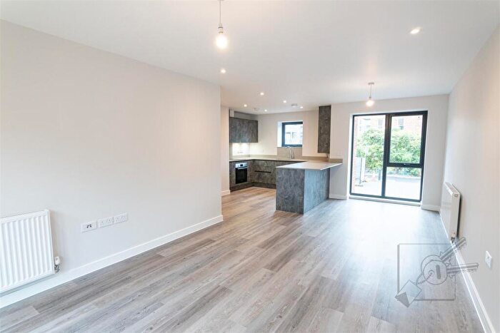 2 Bedroom Apartment To Rent In Ground Floor Flat, St Marys Road, Greenhithe, Kent, DA9
