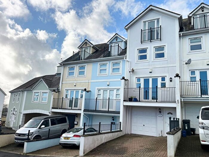 3 Bedroom Town House For Sale In Trinity Mews, Teignmouth, TQ14