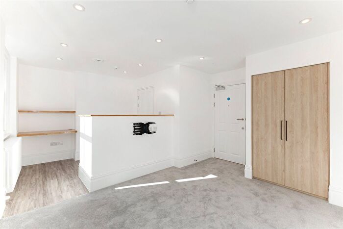 Studio To Rent In Fulham Road, London, SW3