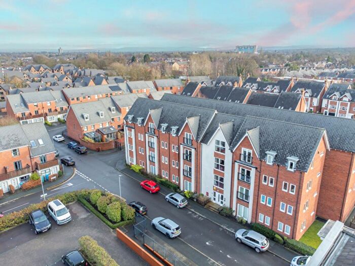 2 Bedroom Flat To Rent In Houseman Crescent, West Didsbury, Manchester, M20