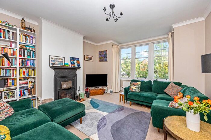 4 Bedroom Maisonette For Sale In Surrenden Road, Brighton, BN1