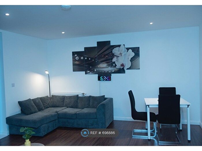 2 Bedroom Flat To Rent In Brewers Square, Dartford, DA1