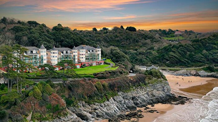 2 Bedroom Apartment For Sale In Caswell Bay Court, Caswell, Swansea, SA3