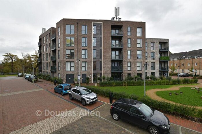 1 Bedroom Flat For Sale In Academy Way, Loughton, Essex, IG10