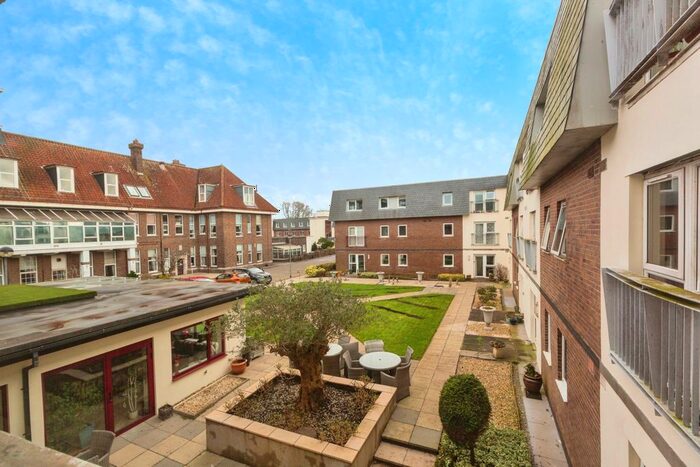 1 Bedroom Property To Rent In Swansea, SA3