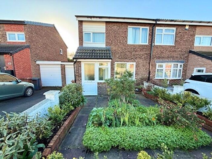 3 Bedroom House To Rent In Winchester Drive, Chelmsley Wood, B37