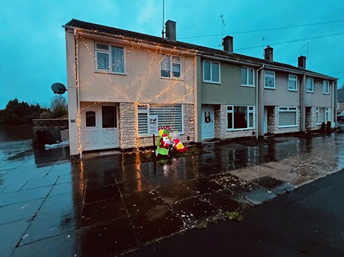 3 Bedroom Terraced House For Sale In Pinewood Grove, Midsomer Norton, BA3