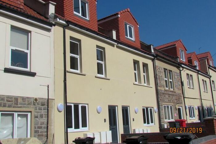 2 Bedroom Flat To Rent In Fishponds Road, Eastville, Bristol, BS5