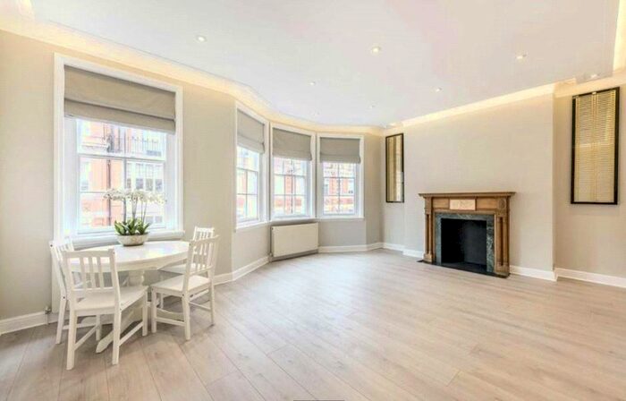 3 Bedroom Flat To Rent In Green Street, London, W1K