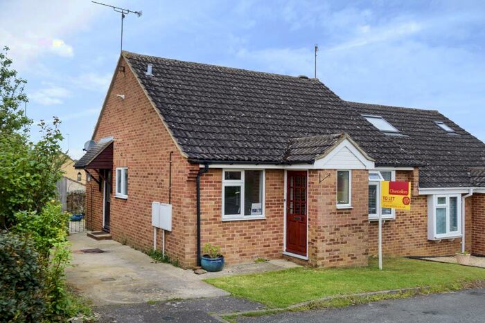 2 Bedroom Semi-Detached Bungalow To Rent In Arundel Close, Kings Sutton, OX17