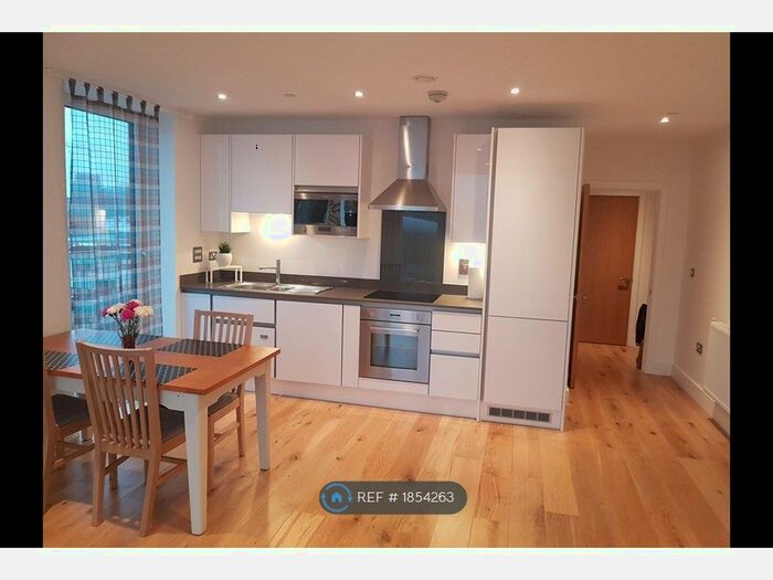 1 Bedroom Flat To Rent In Emily Street, London, E16