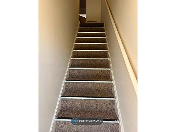 1 Bedroom Maisonette To Rent In Clarence Avenue, Northampton, NN2