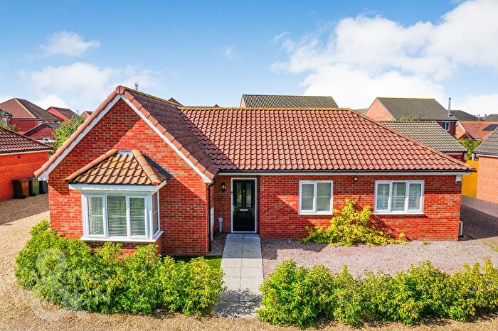 3 Bedroom Detached Bungalow For Sale In Somme Close, Wymondham, NR18