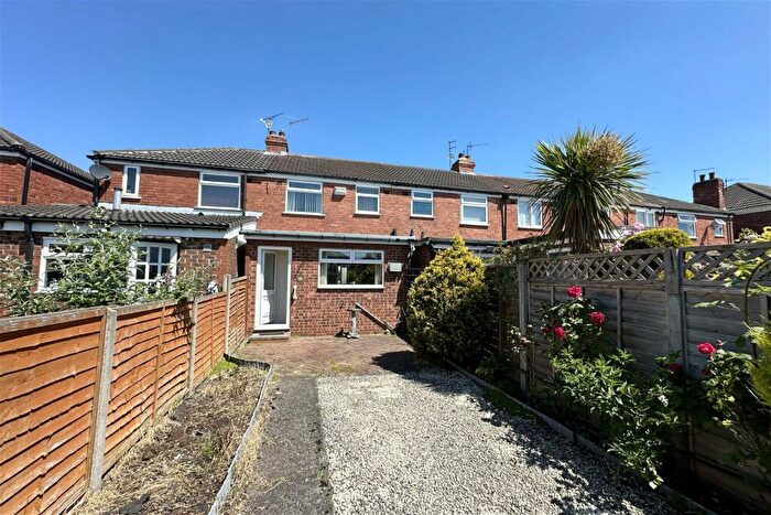 2 Bedroom Terraced House For Sale In Brooklands Road, Hull, HU5