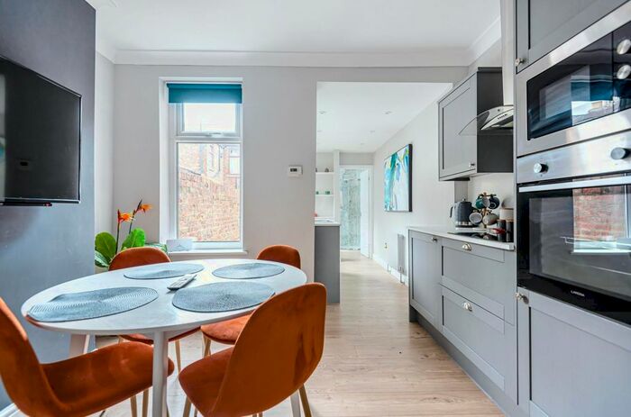 2 Bedroom Terraced House To Rent In Nelson Street, York, YO31