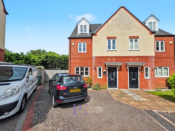 3 Bedroom Semi-Detached House For Sale In Lockley Gardens, Sapcote, LE9