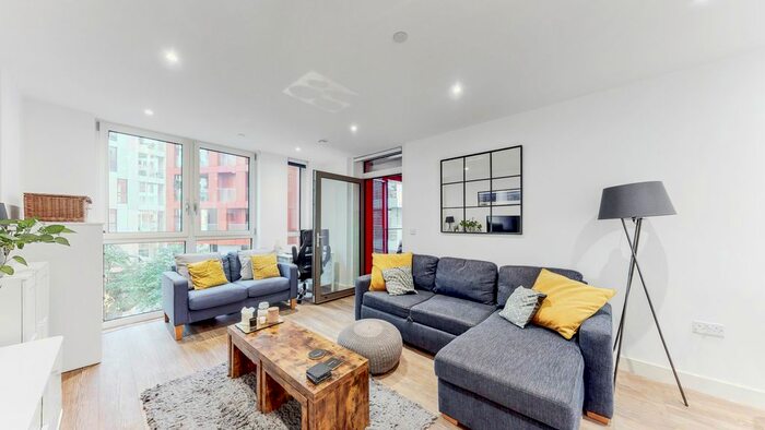 1 Bedroom Flat To Rent In Telegraph Avenue, London, England, SE10