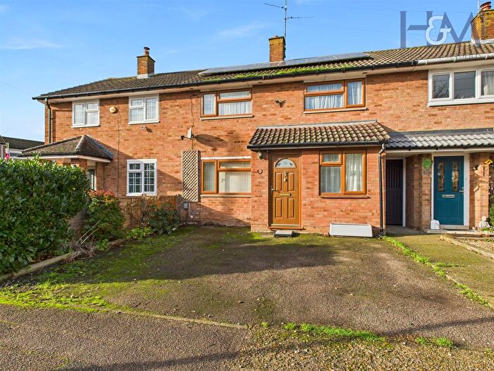 3 Bedroom Terraced House For Sale In Symonds Green Road, Stevenage, SG1