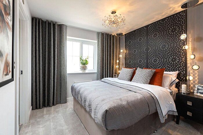 4 Bedroom Detached House For Sale In Lucas Gardens, Shirley, Solihull, West Midlands, B90