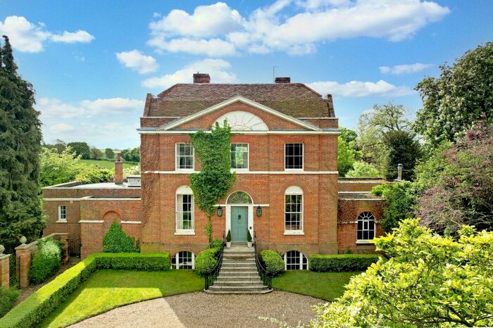 5 Bedroom Detached House For Sale In Hoggeston, Buckingham, MK18