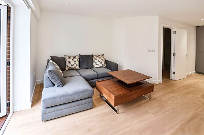 1 Bedroom Flat For Sale In Aerodrome Road, Castleton House, NW9