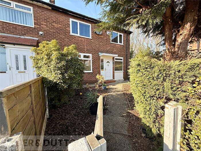 3 Bedroom End Of Terrace House To Rent In Lightbowne Road, Manchester, Greater Manchester, M40