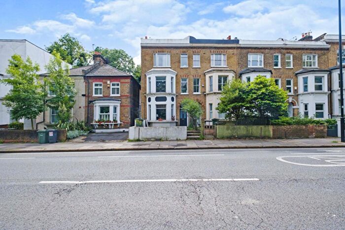 1 Bedroom Flat To Rent In Norwood Road, SE24