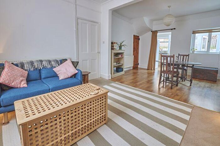 2 Bedroom Terraced House For Sale In Radford Road, Exeter, EX2