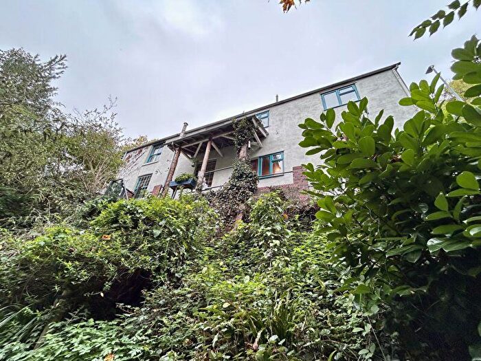 3 Bedroom Detached House For Sale In Ross Road, Abergavenny, NP7