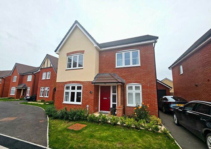 4 Bedroom Detached House For Sale In Barley Close, Cam, GL11
