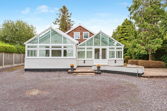 4 Bedroom Detached House For Sale In Upper Raby Road, Neston, Cheshire, CH64