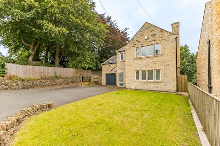 4 Bedroom Detached House For Sale In Marsh Platt Lane, Honley, Holmfirth, HD9