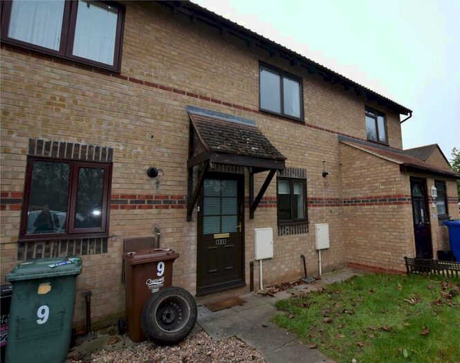 2 Bedroom Terraced House To Rent In Yew Close, Bicester, Oxfordshire, OX26