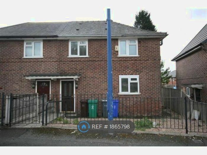 3 Bedroom Semi-Detached House To Rent In Marina Crescent, Manchester, M11