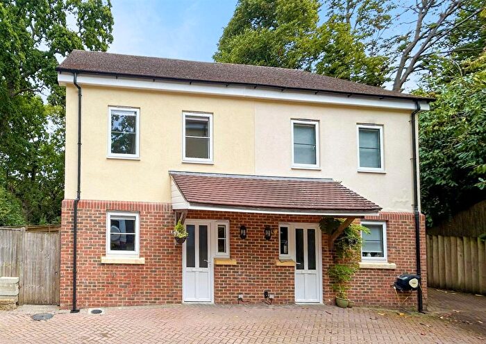 3 Bedroom Semi Detached House For Sale In Gillsmans Hill, St. Leonards, TN38