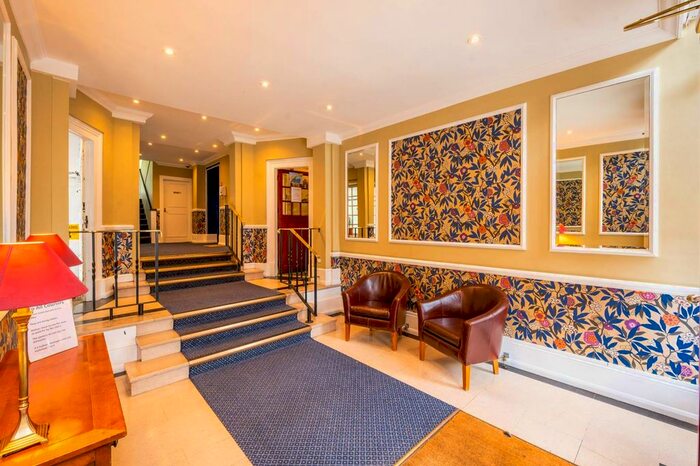 1 Bedroom Flat To Rent In Fulham High Street, Bishop's Park, London, SW6