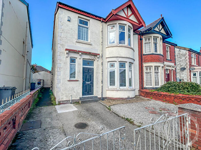 3 Bedroom Semi-Detached House For Sale In Central Drive, Blackpool, FY1