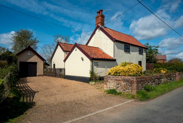 5 Bedroom Cottage For Sale In The Street, Hepworth, Diss, IP22