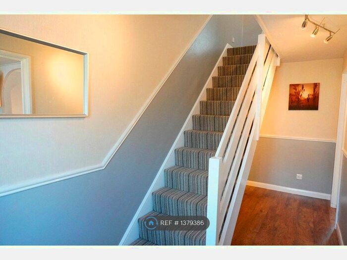 3 Bedroom Terraced House To Rent In Farriers End, Broxbourne, EN10