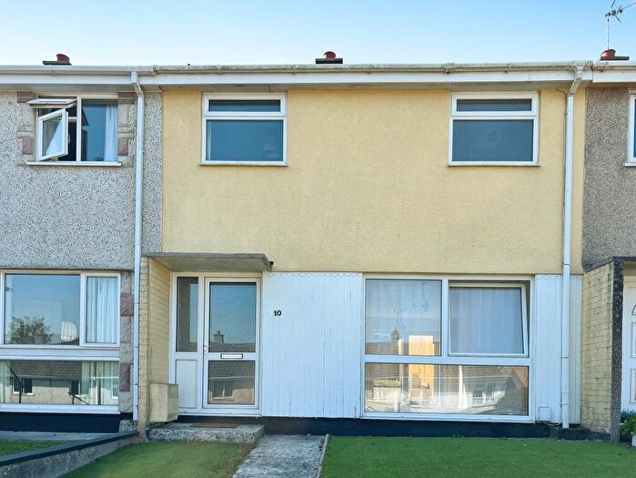 3 Bedroom Terraced House To Rent In Spencer Gardens, St. Stephens, Saltash, PL12