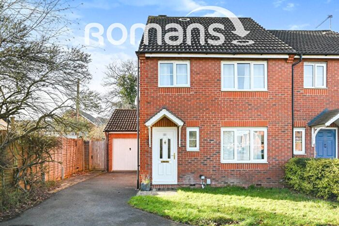 3 Bedroom Semi-Detached House To Rent In Miller Drive, Winnersh, Wokingham, RG41