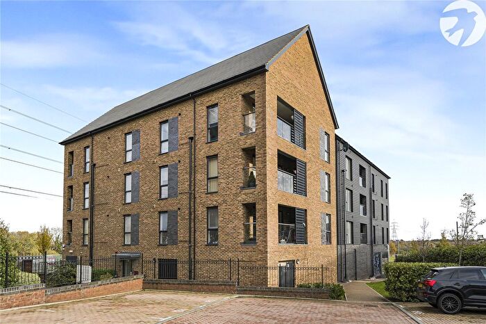 2 Bedroom Flat For Sale In Mortimer Square, Weldon, Ebbsfleet Valley, Swanscombe, DA10
